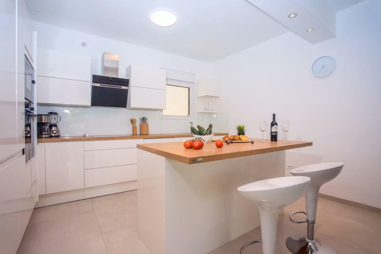 Villa Agava With Heated Pool, Jacuzzi, Sauna, Gym, 4 En-Suite Bedrooms Gata Екстер'єр фото